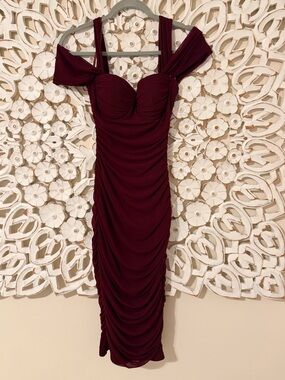 Windsor Elegant Burgundy Ruched Women Dress Midi Size Medium